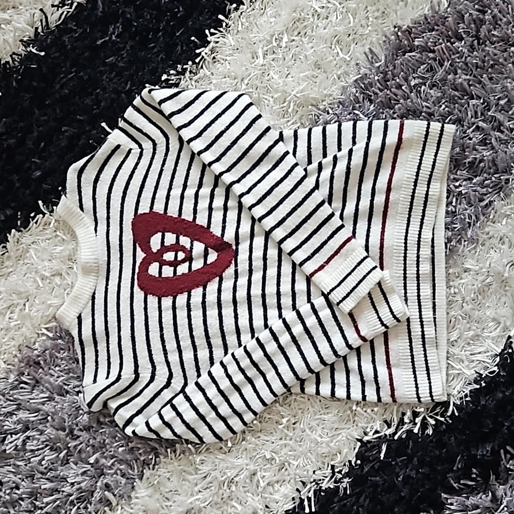 8 seconds striped sweater